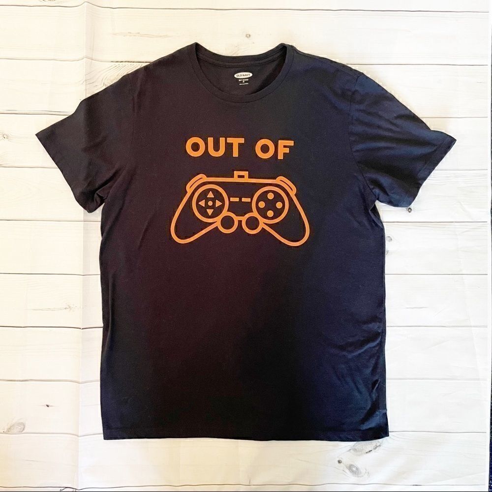 Old Navy Men’s Graphic Soft Washed Tee - Size XL